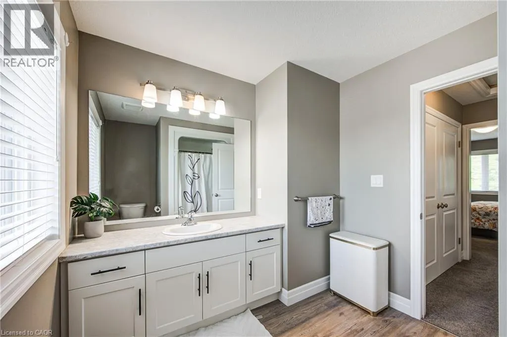 63 CRAB APPLE Court