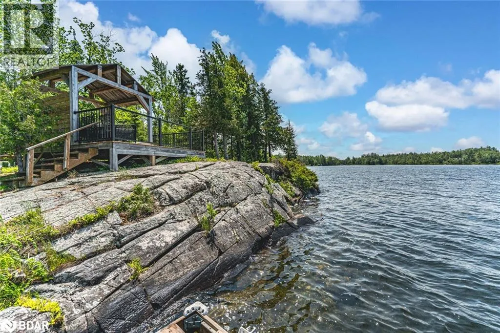49 HEMLOCK DR