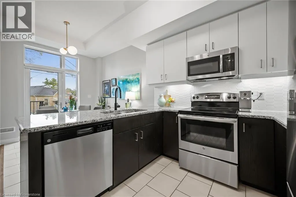 53 ARTHUR Street S Unit# AT6, #AT6