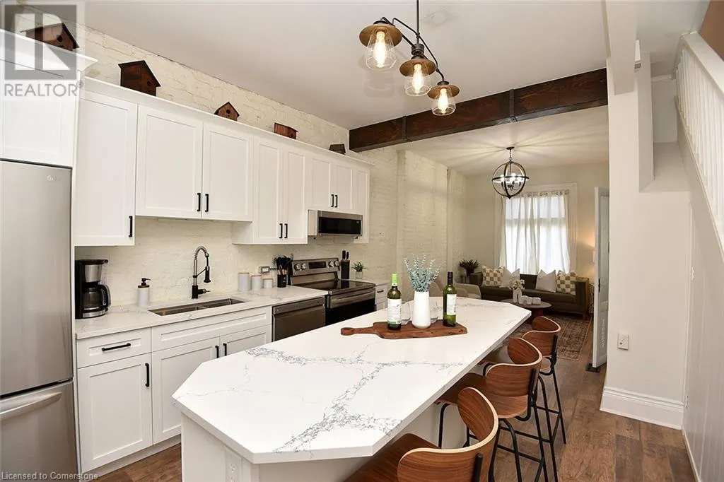 277 MAIN Street W