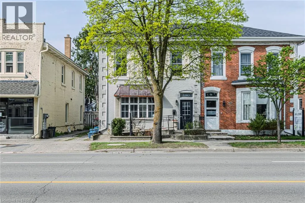 180 BRANT Avenue