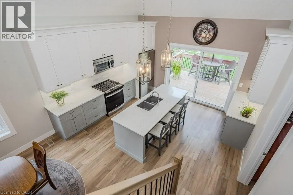 744 NELSON Street W Unit# 18, #18