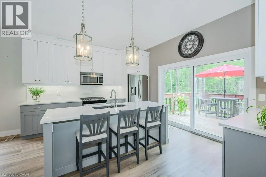 744 NELSON Street W Unit# 18, #18
