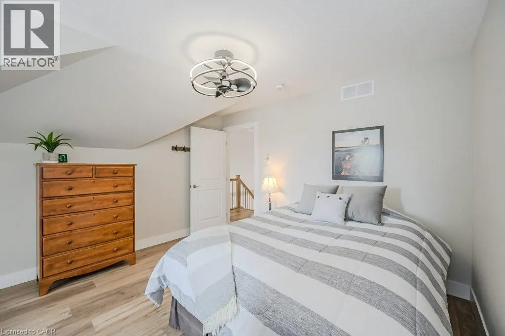744 NELSON Street W Unit# 18, #18