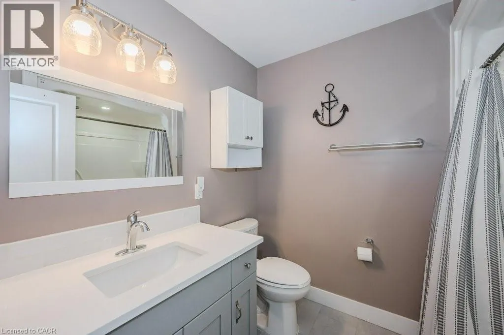 744 NELSON Street W Unit# 18, #18