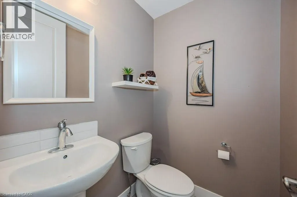 744 NELSON Street W Unit# 18, #18