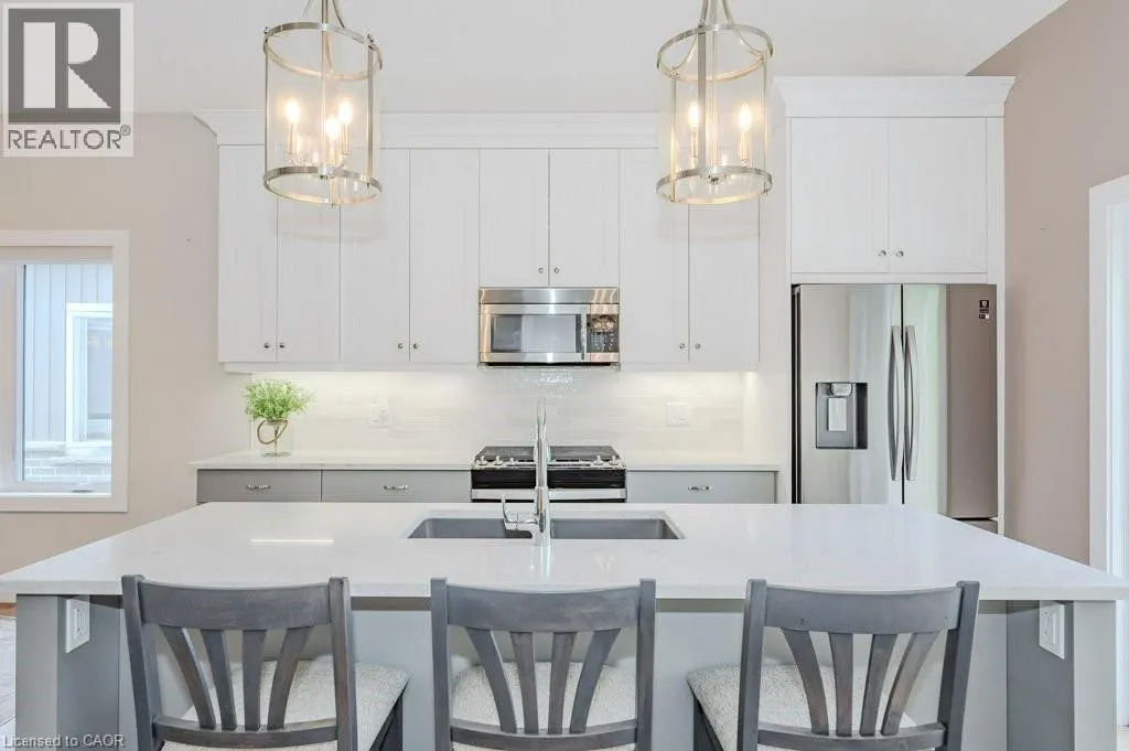 744 NELSON Street W Unit# 18, #18
