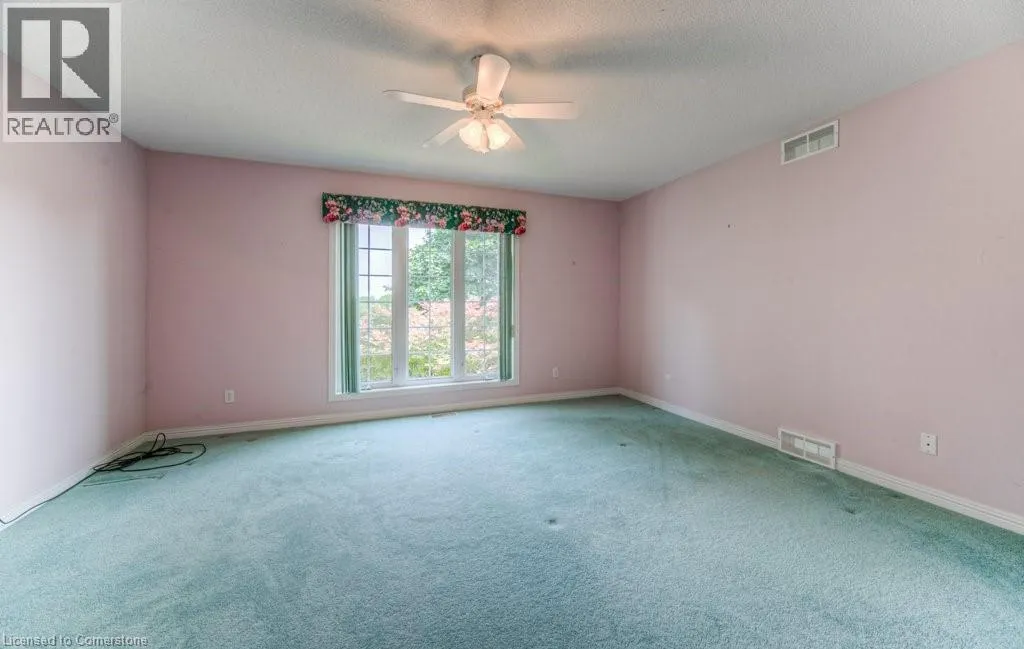 38 CHARNWOOD Court