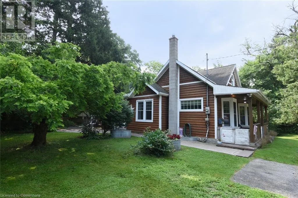 662 OLD DUNDAS Road