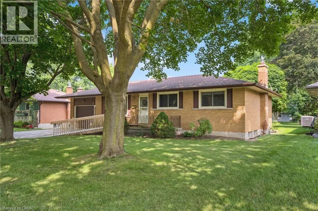 9 ROBIN Drive