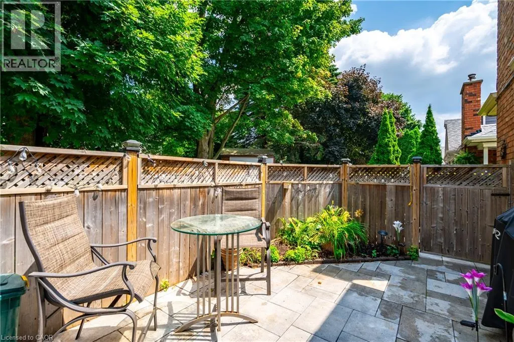 175 FIDDLERS GREEN Road Unit# 26, #26
