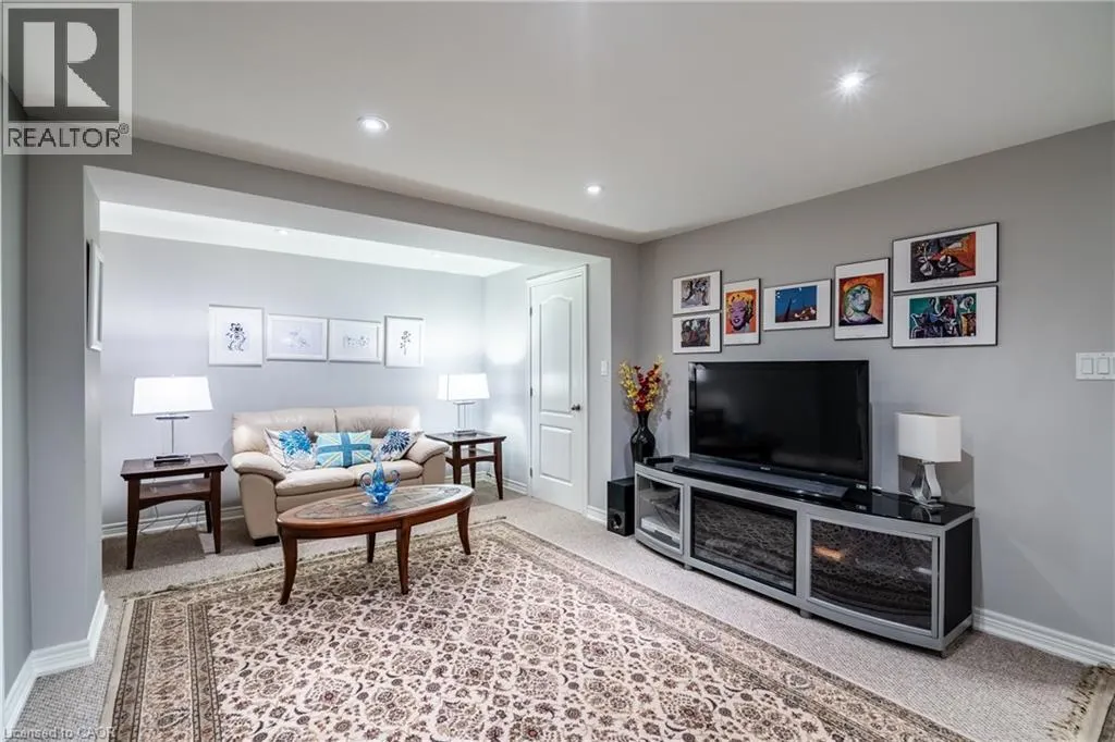 175 FIDDLERS GREEN Road Unit# 26, #26