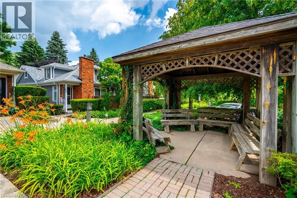175 FIDDLERS GREEN Road Unit# 26, #26