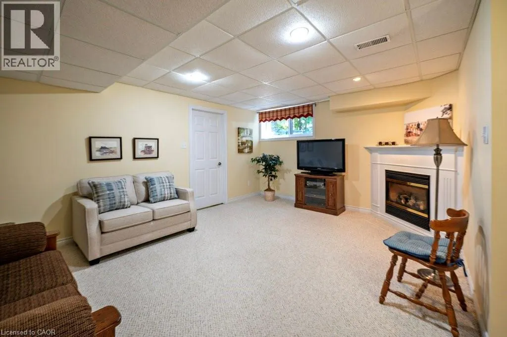 25 SOUTH PARKWOOD Boulevard