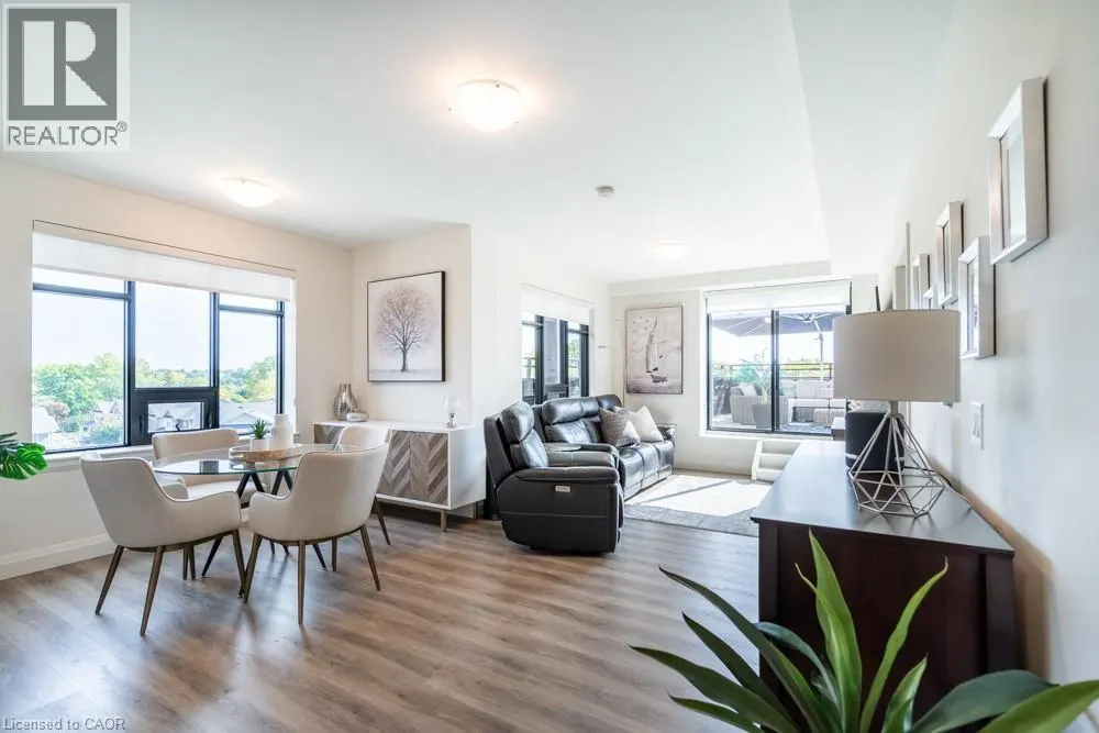 30 HAMILTON Street S Unit# 305, #305