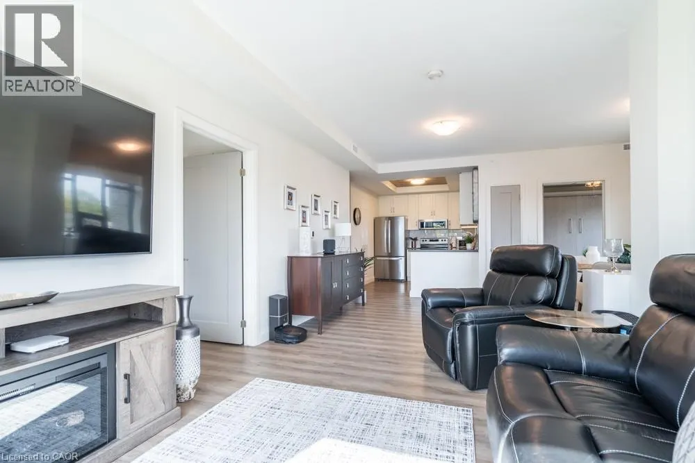 30 HAMILTON Street S Unit# 305, #305