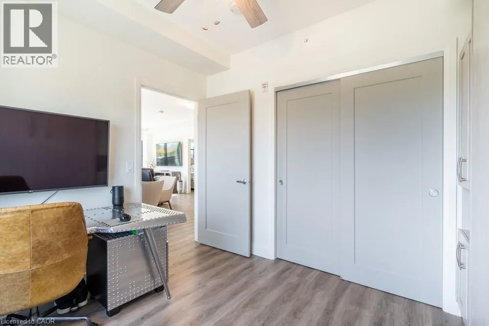30 HAMILTON Street S Unit# 305, #305