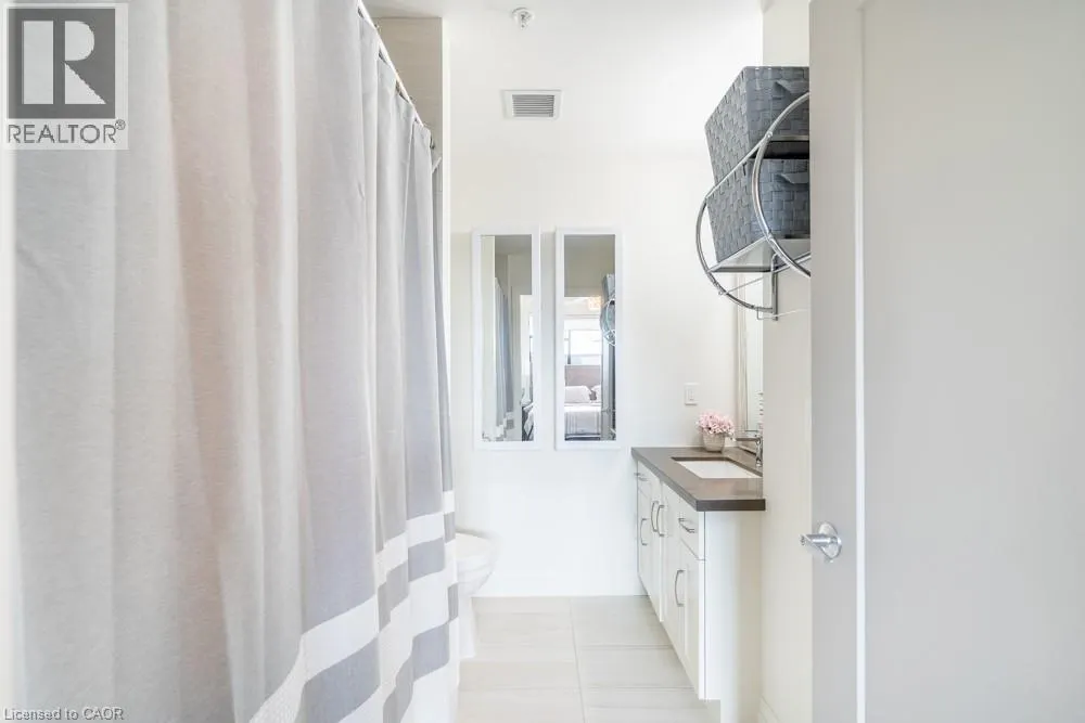 30 HAMILTON Street S Unit# 305, #305