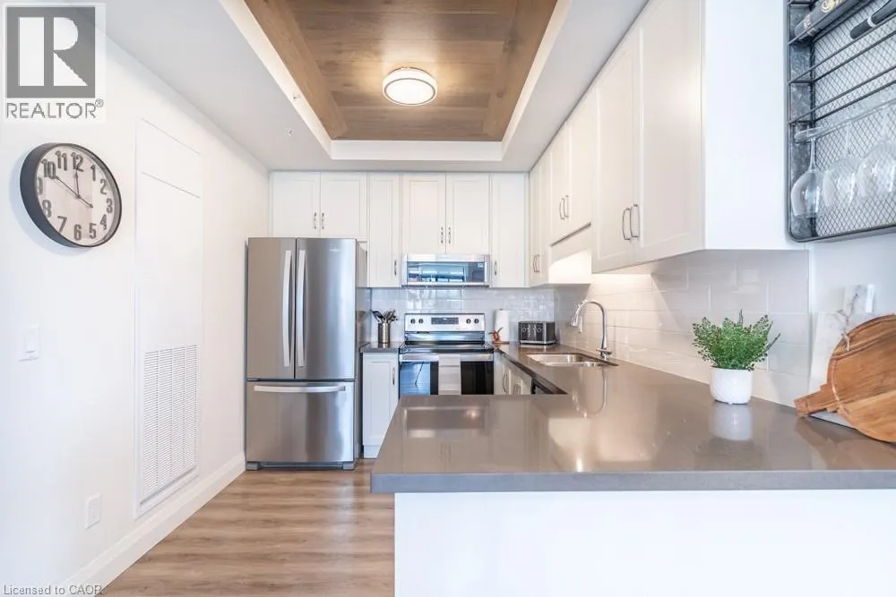 30 HAMILTON Street S Unit# 305, #305
