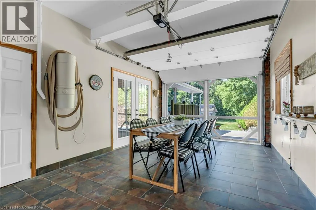 4 COLONIAL Drive