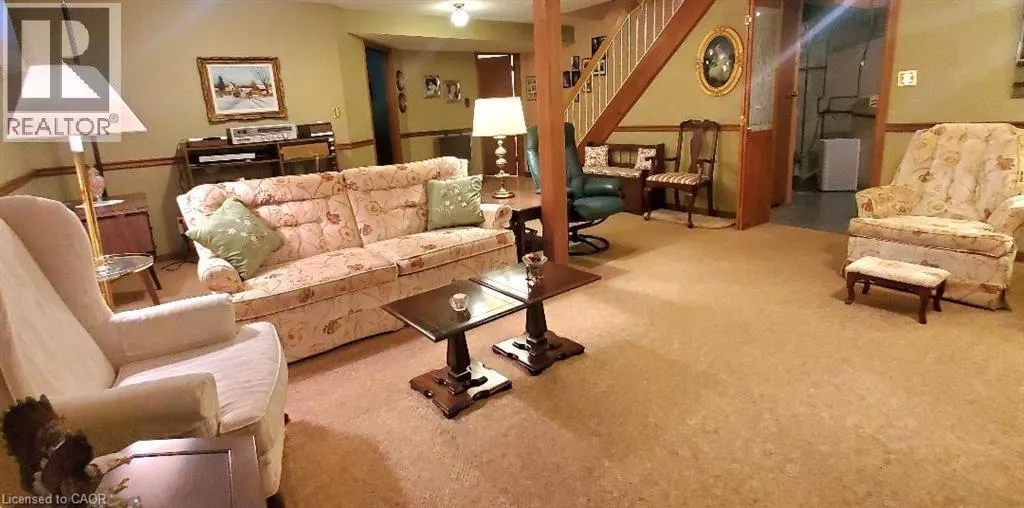 18 MAGWOOD Court