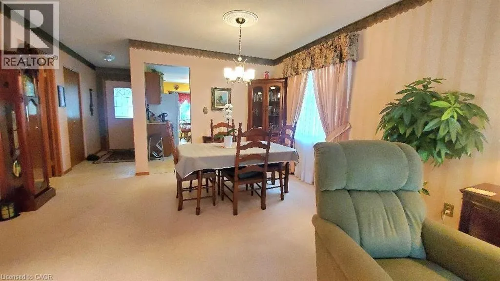 18 MAGWOOD Court