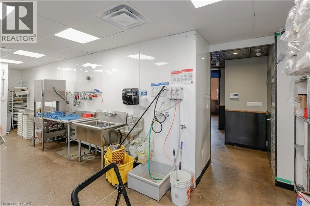 985 TALBOT Street Unit# A, #A