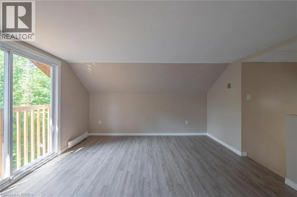1044 ENGLISH Circle