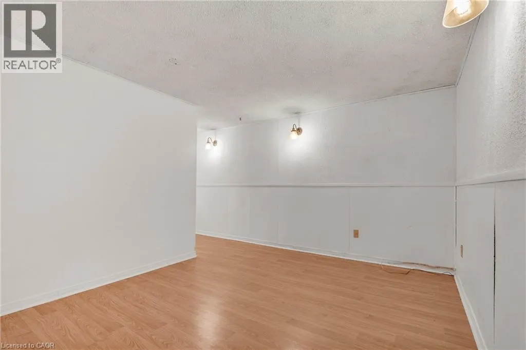 105 HANSEN Road N Unit# 102, #102
