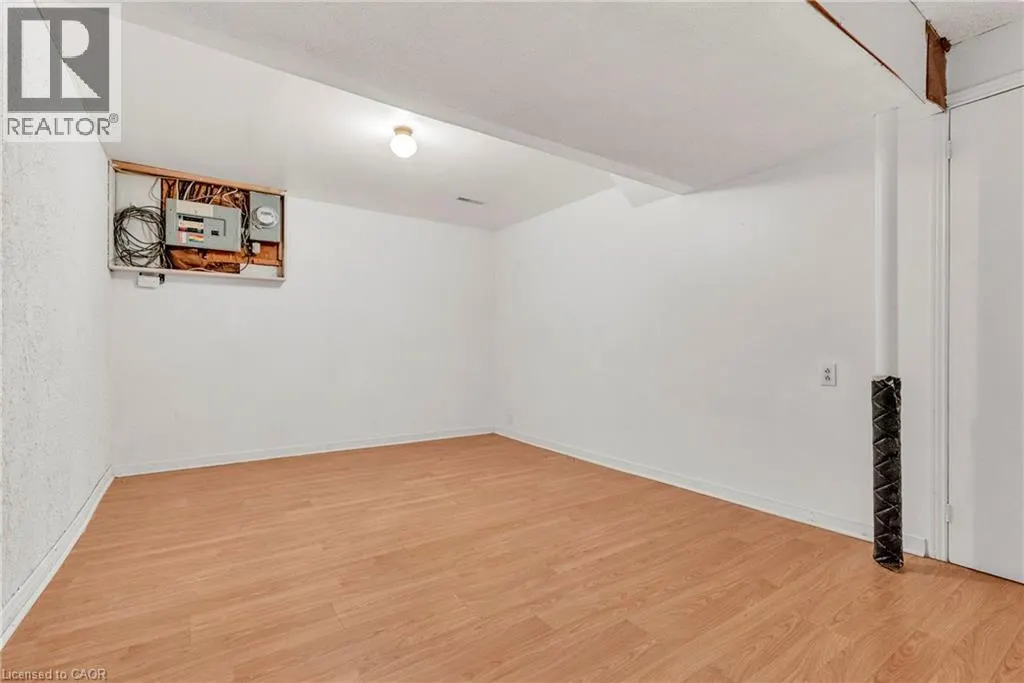 105 HANSEN Road N Unit# 102, #102