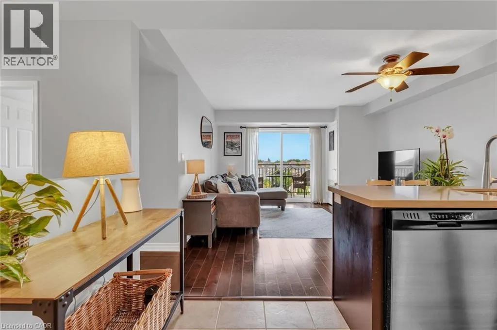 60 LYNNMORE Street Unit# 414, #414