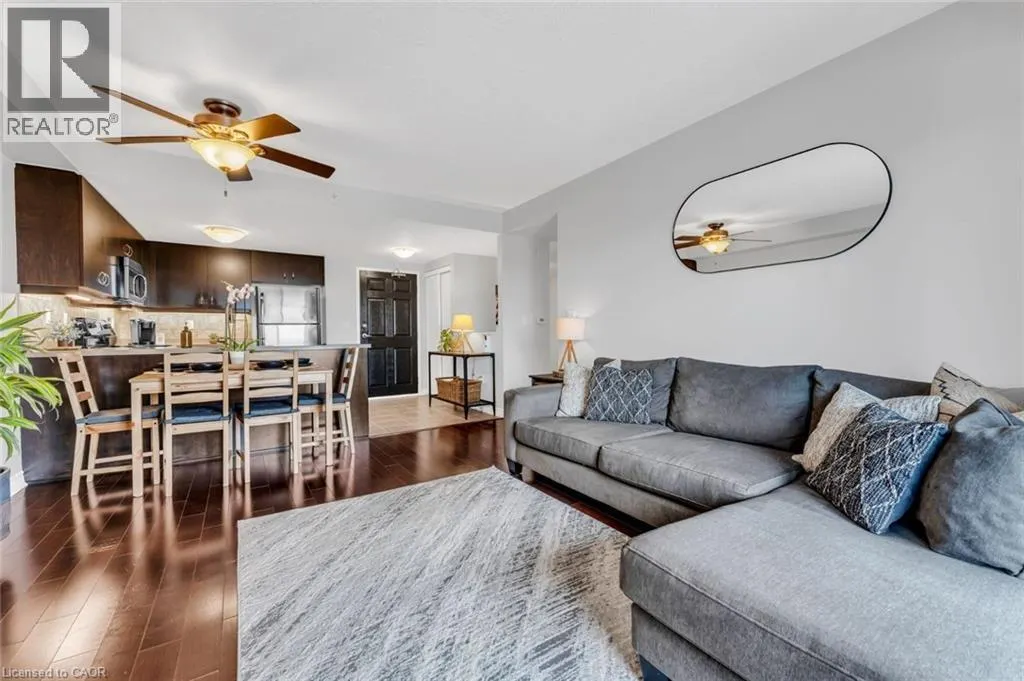 60 LYNNMORE Street Unit# 414, #414
