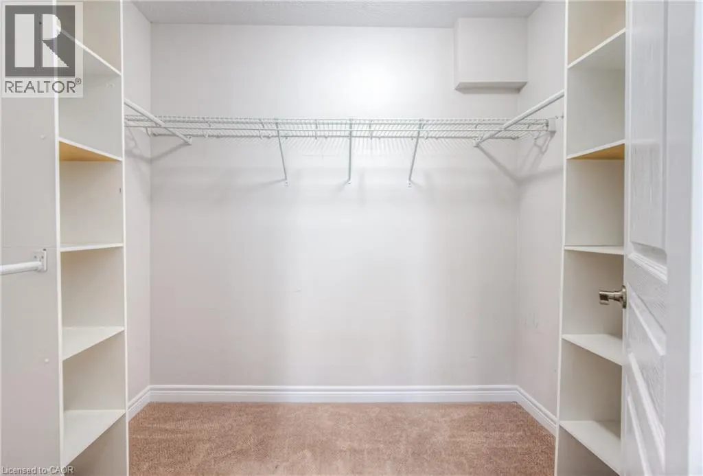 215 DUNDAS Street E Unit# 38, #38