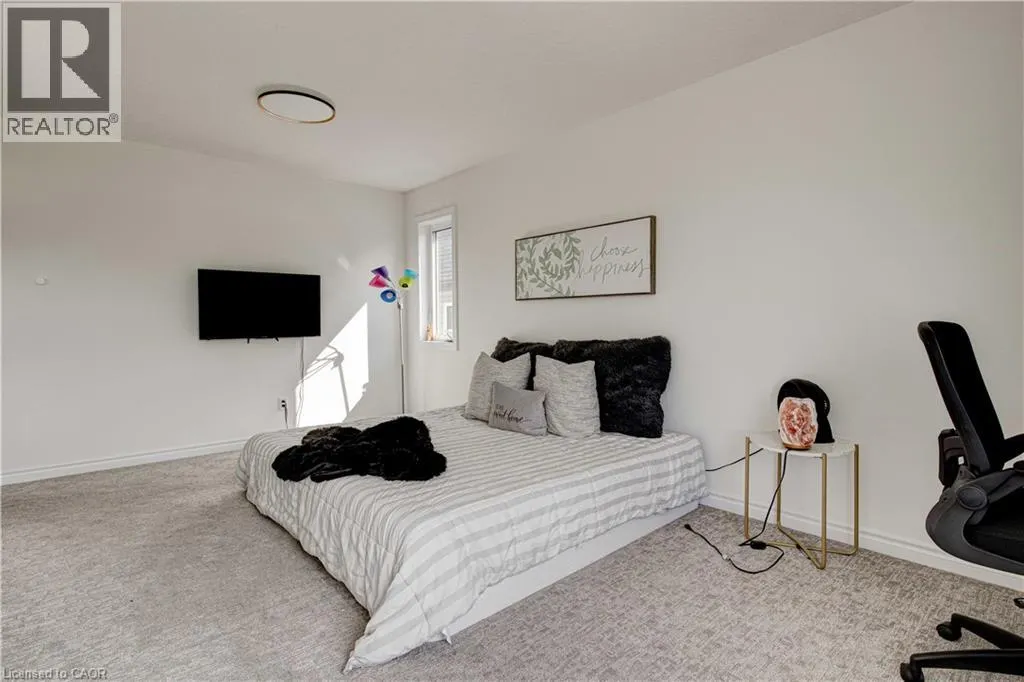 28 SASS Crescent