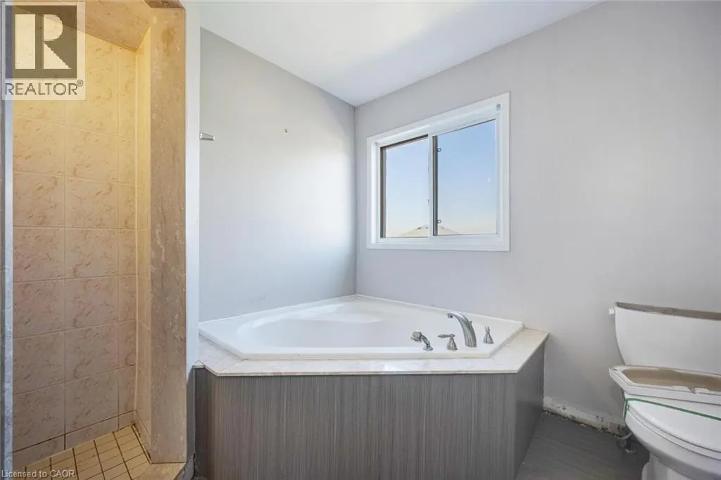 6544 OPERA GLASS Crescent