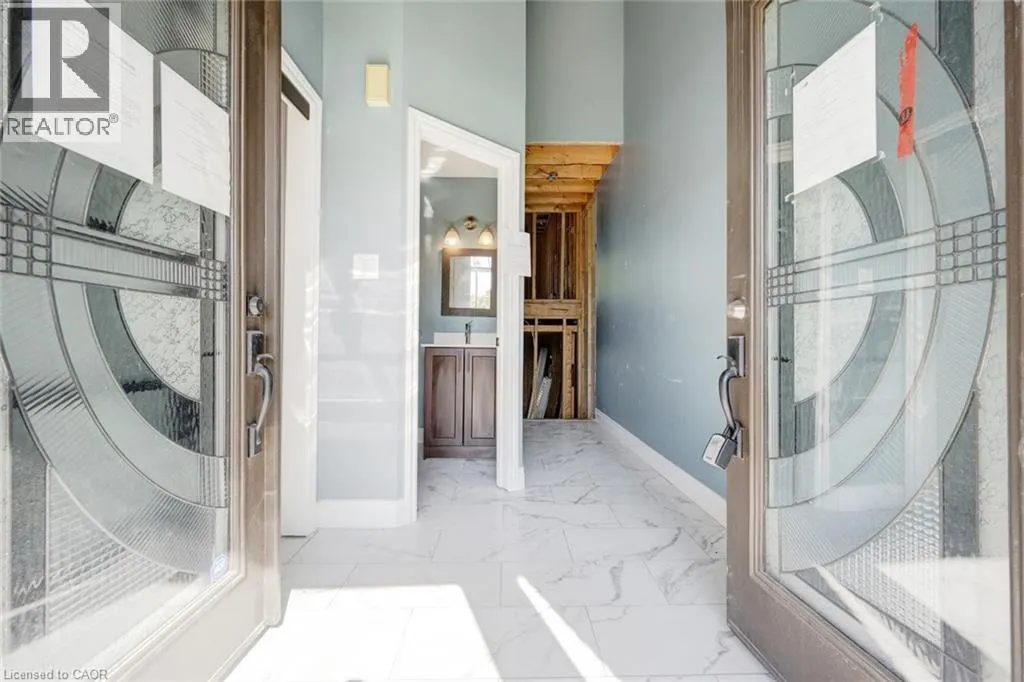 6544 OPERA GLASS Crescent