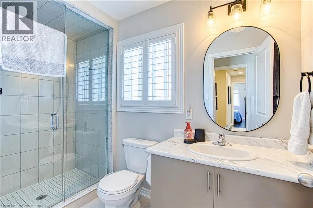 42 PINOT Crescent