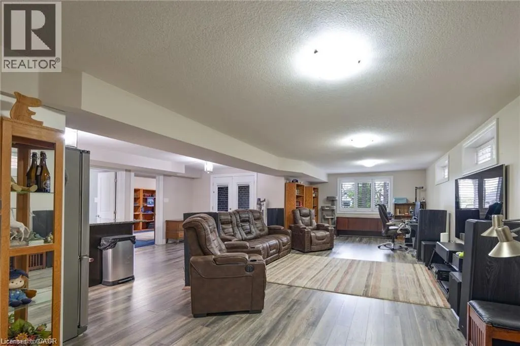 2800 SHEFFIELD Place