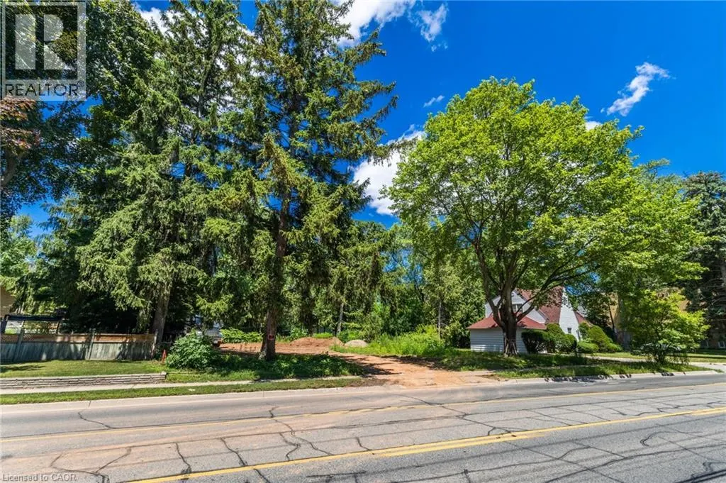 2379 LAKESHORE Road