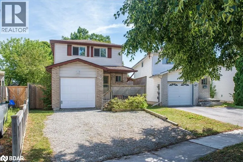 49 LAURIE Crescent