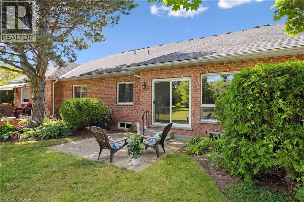 3 GARDENVIEW Court