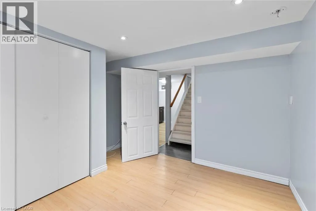 291 NEVILLE Drive