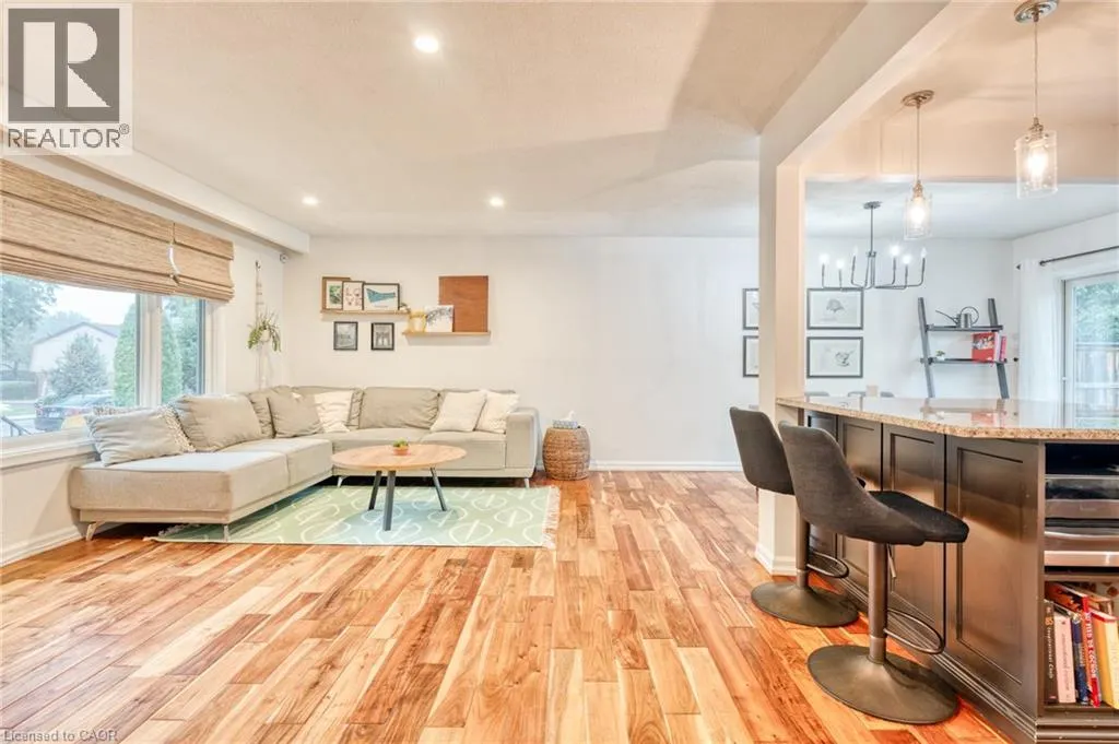 25 GLENVALE Drive