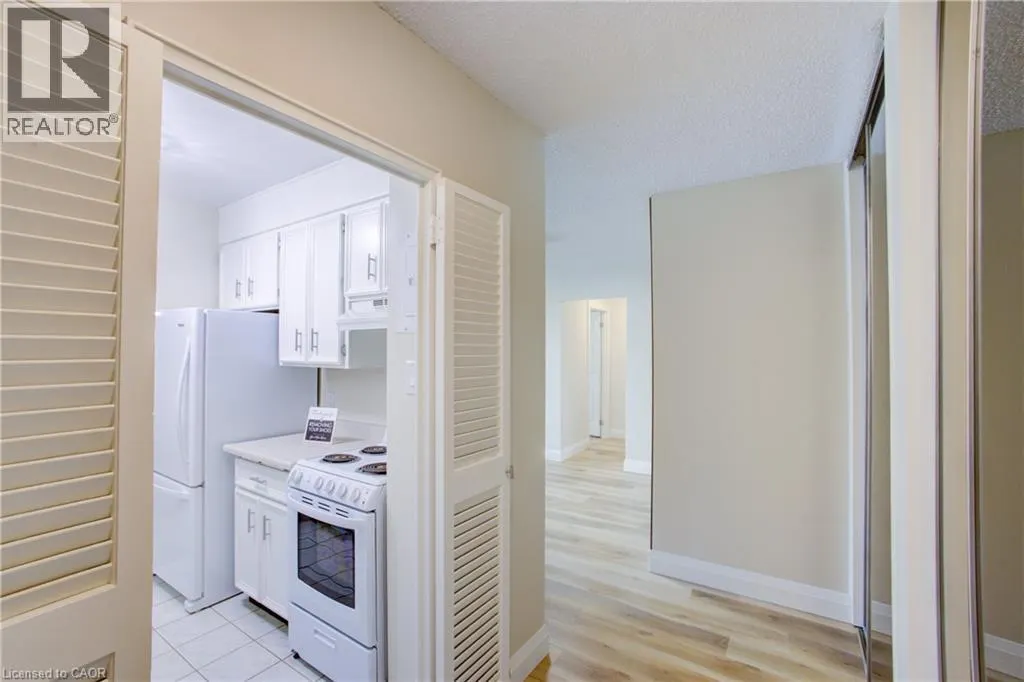 45 WESTMOUNT Road N Unit# 103, #103