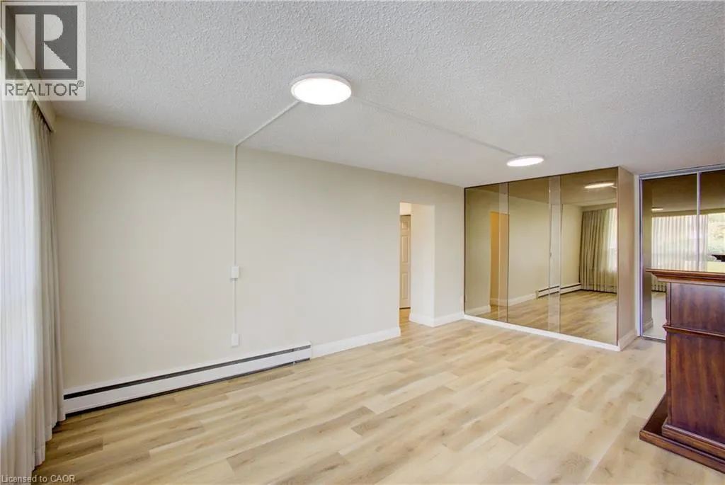 45 WESTMOUNT Road N Unit# 103, #103