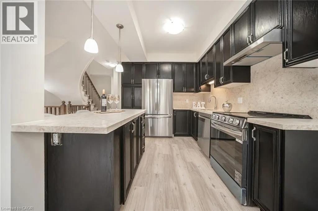 57 REDCEDAR Crescent