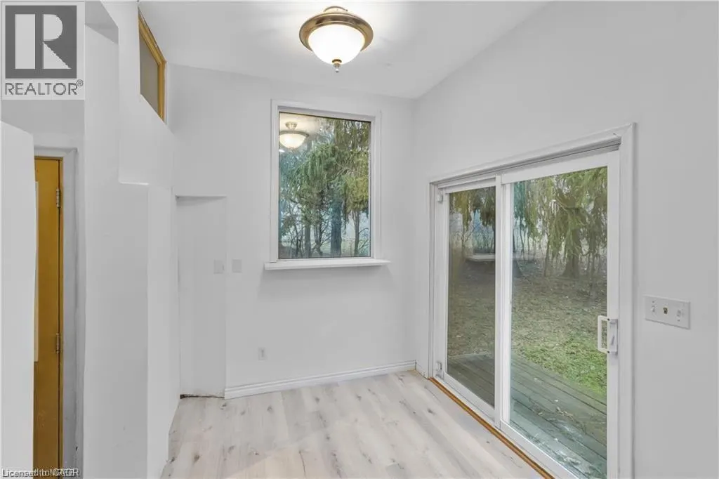 376 PHILIP Place