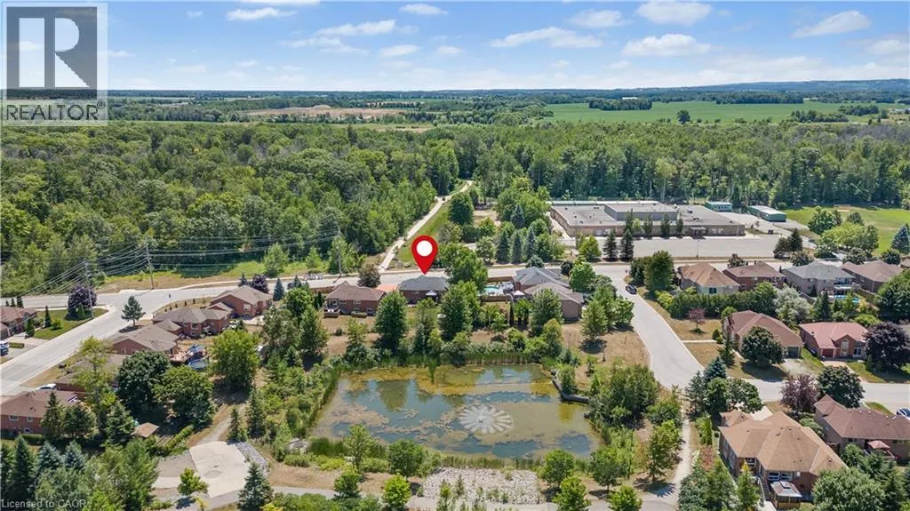402 RAMBLEWOOD Drive