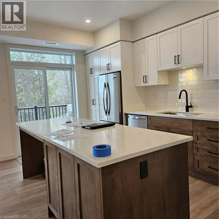 824 WOOLWICH Street Unit# 164, #164