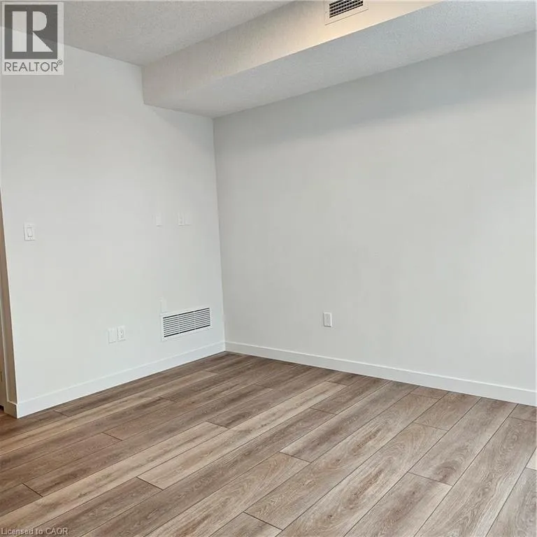 824 WOOLWICH Street Unit# 164, #164